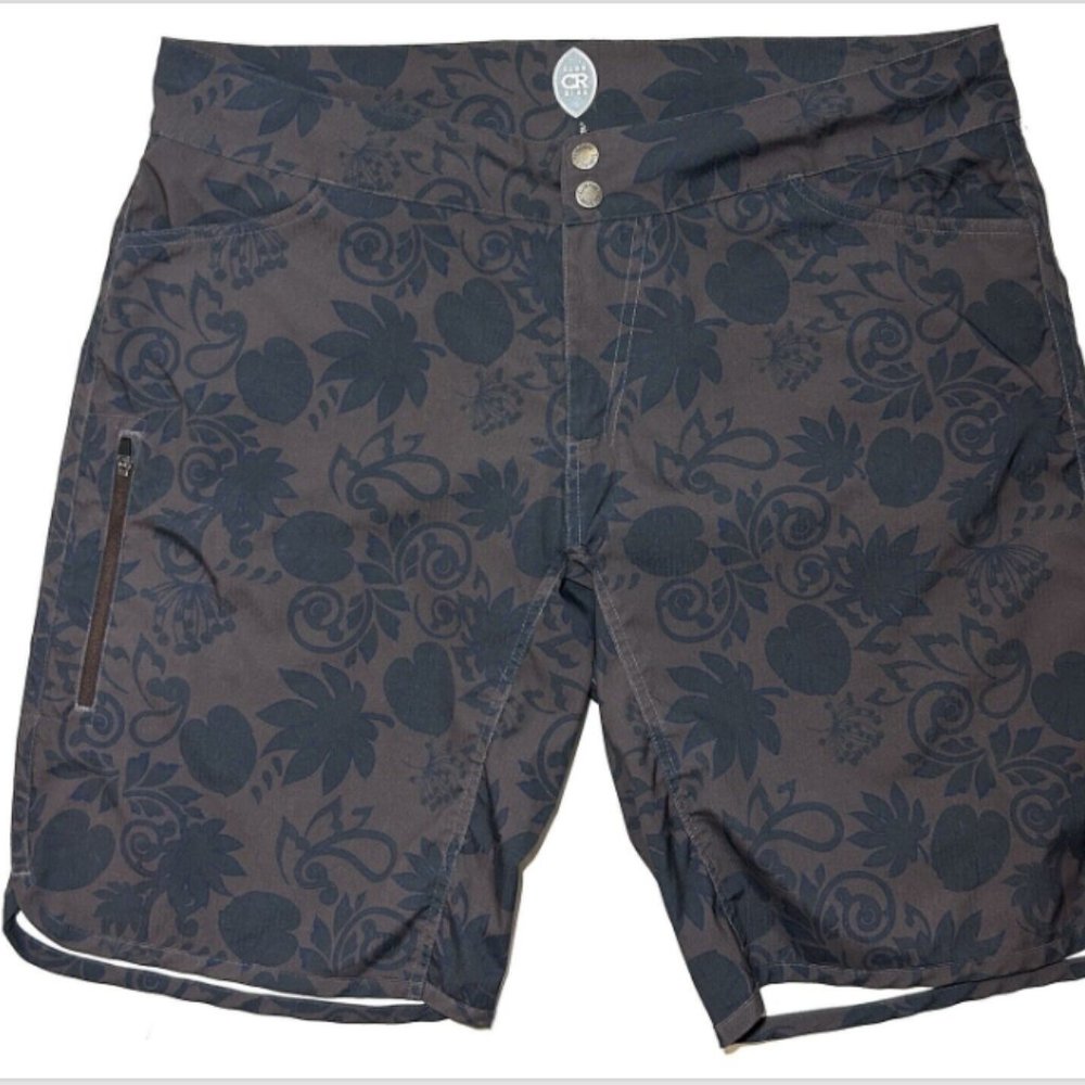 Club Ride Shorts Womens XXL Mountain Biking Comfort Cargo Pocket Cycling